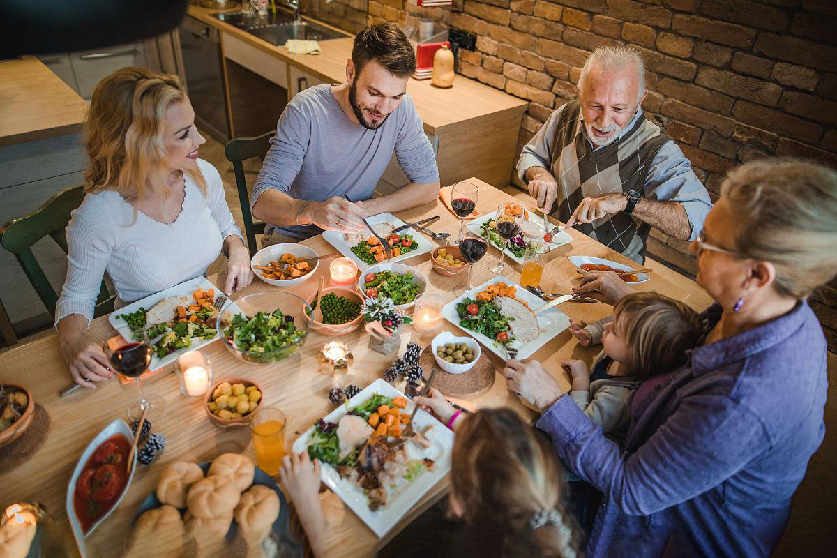 辅助神器“盛世棋牌2开挂透视方法”![果然有透视挂]